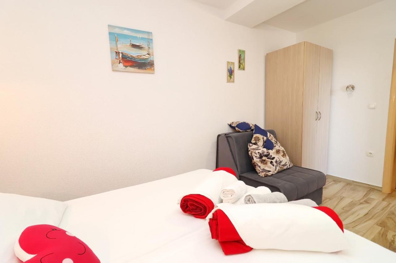 Seaside Apartments Hrkac Оребич Экстерьер фото