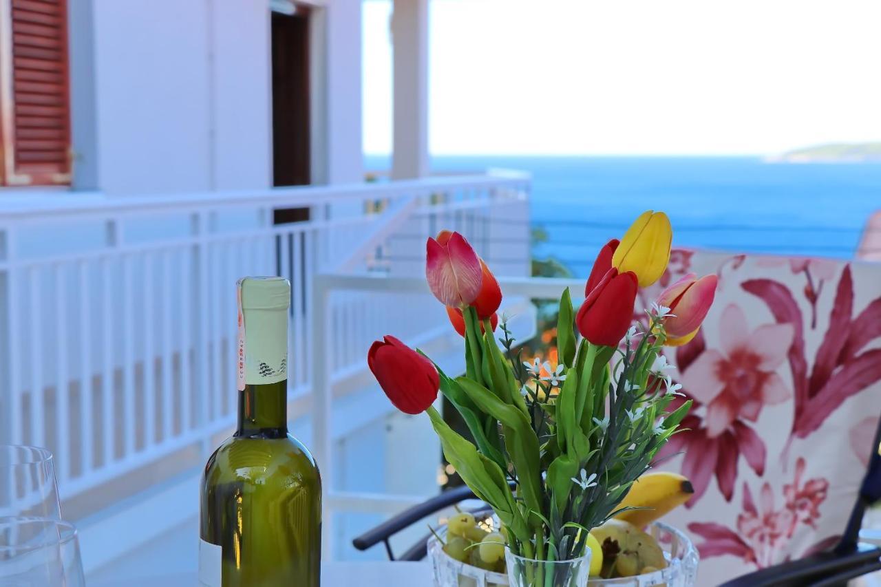 Seaside Apartments Hrkac Оребич Экстерьер фото