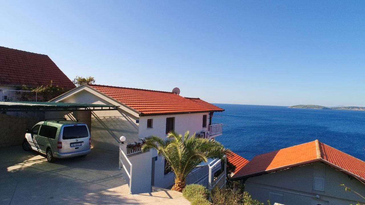 Seaside Apartments Hrkac Оребич Экстерьер фото