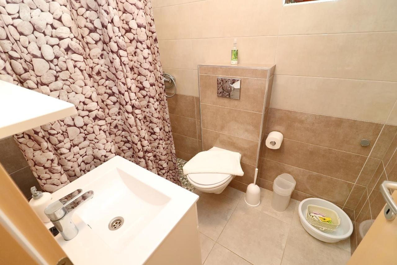Seaside Apartments Hrkac Оребич Экстерьер фото